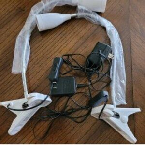 New LimeLights White LED Clip Desk Lamp Set - 2 Pack - NWOT Flexible Gooseneck